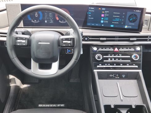 Used 2025 Hyundai Santa Fe SE FWD image 58