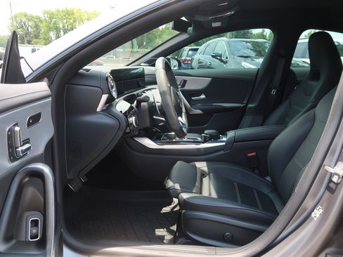 Used 2023 Mercedes-Benz CLA 35 AMG 4MATIC image 15