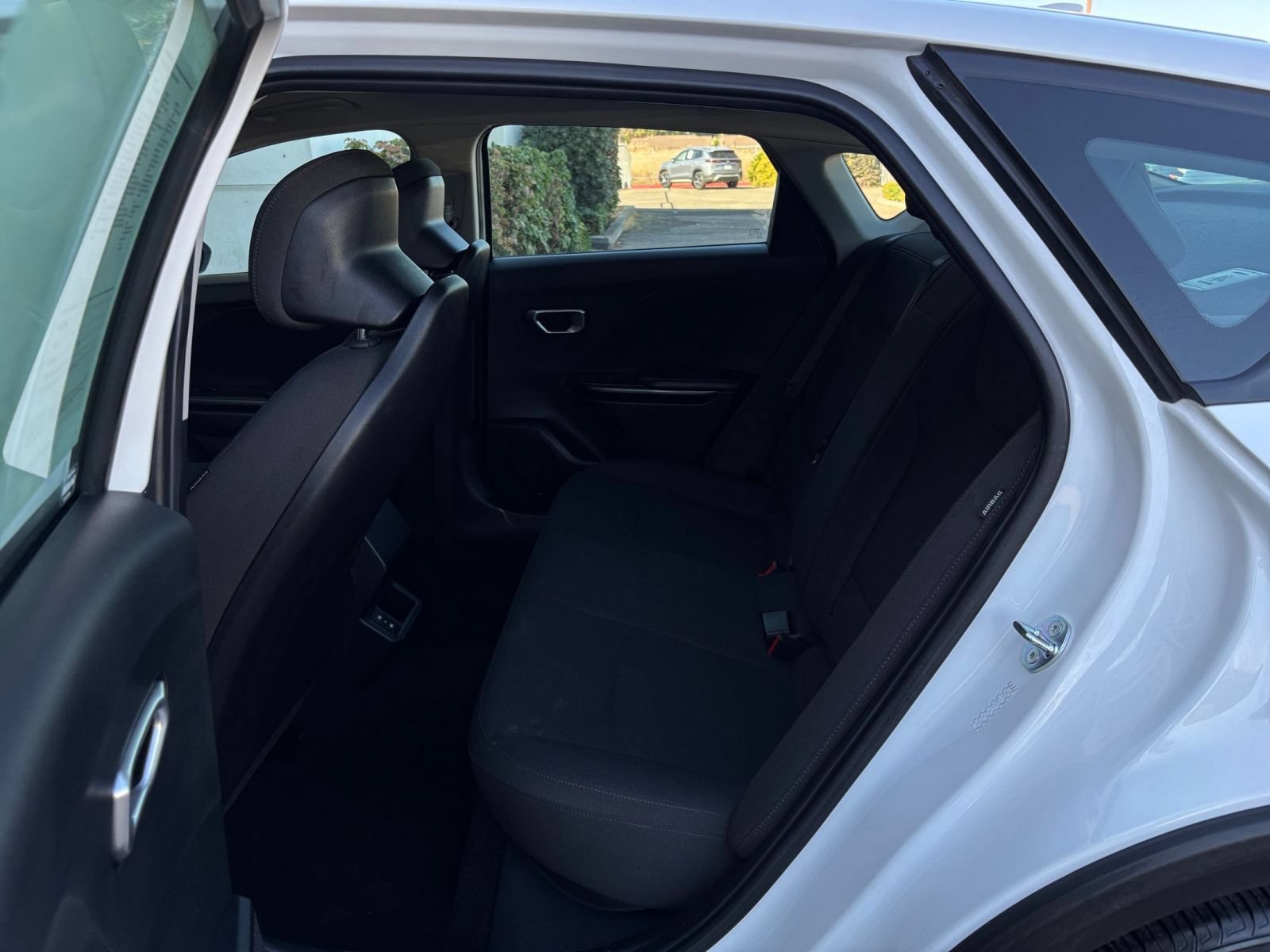 Used 2026 Kia K4 FWD image 25