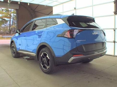 Used 2026 Kia Sportage EX w/ EX Panorama Roof Package AWD/4WD image 3