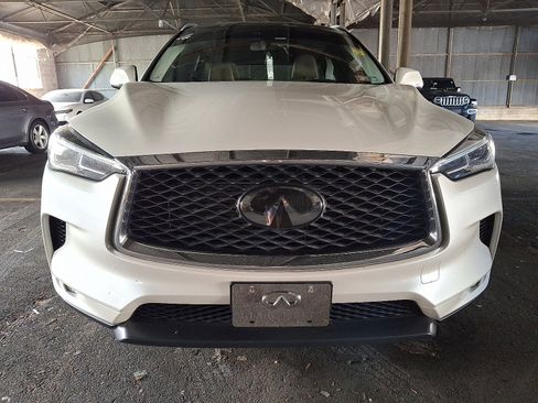 Used 2020 INFINITI QX50 Luxe w/ Cargo Package AWD/4WD image 2