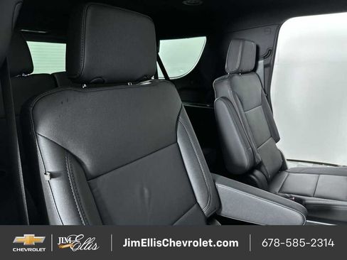 New 2026 Chevrolet Suburban LT w/ Comfort Package image 53