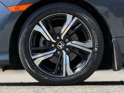 Used 2017 Honda Civic Touring image 30