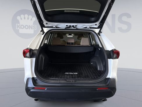 Used 2022 Toyota RAV4 XLE w/ Convenience Package AWD/4WD image 25