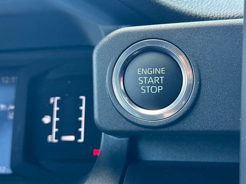 New 2026 Toyota 4Runner SR5 AWD/4WD image 23