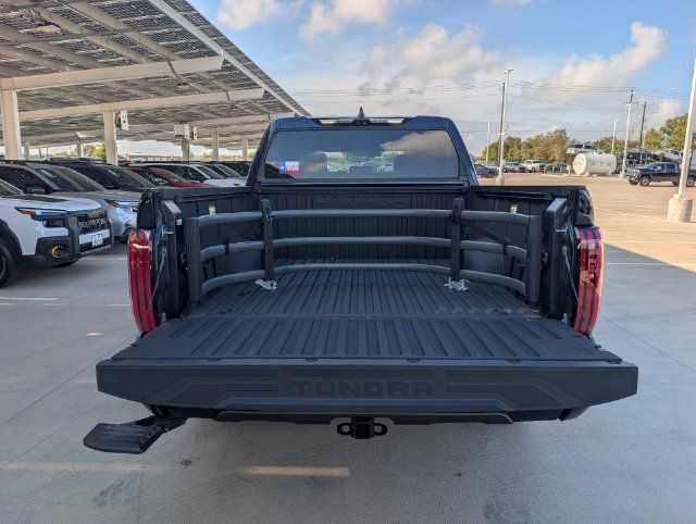 Used 2025 Toyota Tundra Platinum AWD/4WD image 29