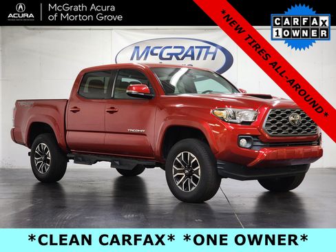 Used 2021 Toyota Tacoma TRD Sport AWD/4WD image 1
