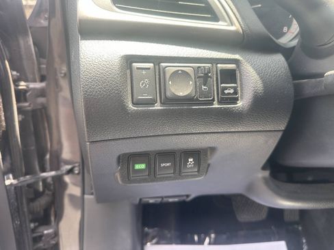 Used 2014 Nissan Sentra SV FWD image 17