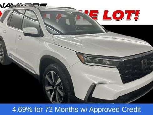 Used 2024 Honda Pilot Elite image 1