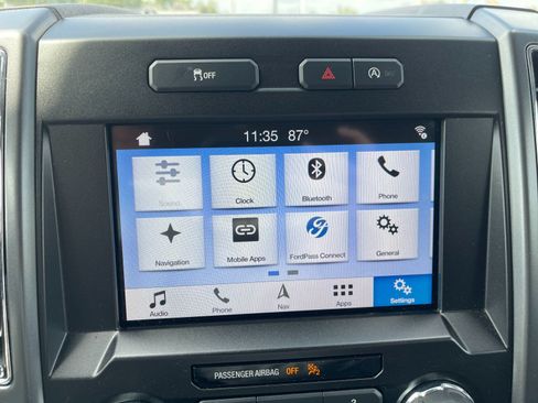 Used 2019 Ford F150 XLT w/ Equipment Group 302A Luxury AWD/4WD image 20