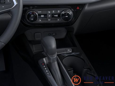 New 2026 Chevrolet Trax LT w/ Driver Confidence Package FWD image 27