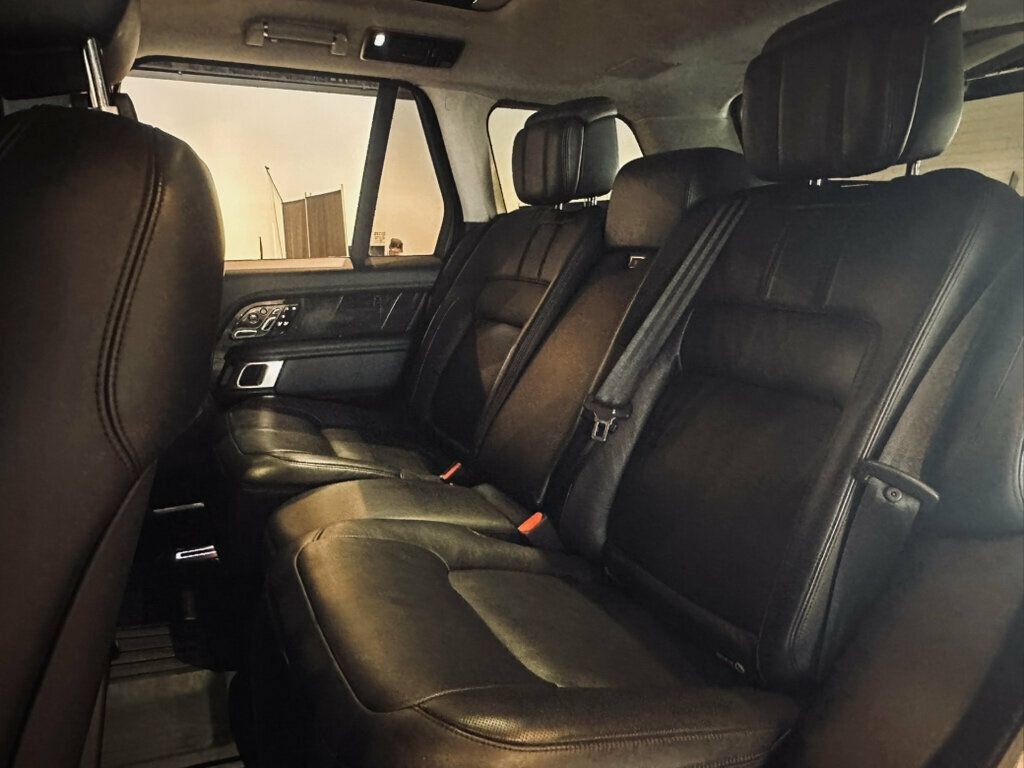 Used 2020 Land Rover Range Rover Autobiography AWD/4WD image 22