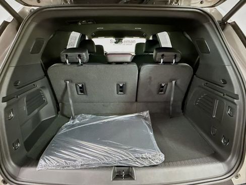 New 2026 Chevrolet Traverse Z71 w/ Driver Confidence Package image 28