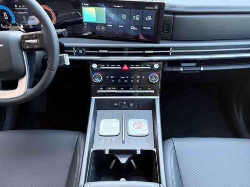 New 2026 Hyundai Santa Fe SEL FWD image 32