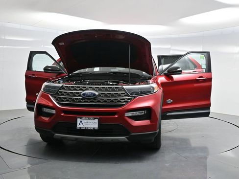 Used 2024 Ford Explorer King Ranch w/ Technology Package AWD/4WD image 40