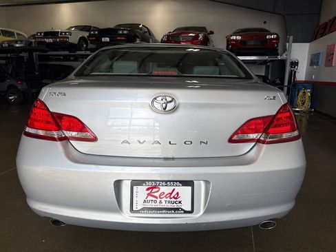 Used 2006 Toyota Avalon XLS image 46