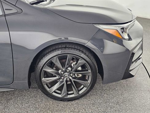 Used 2025 Toyota Corolla XSE FWD image 9