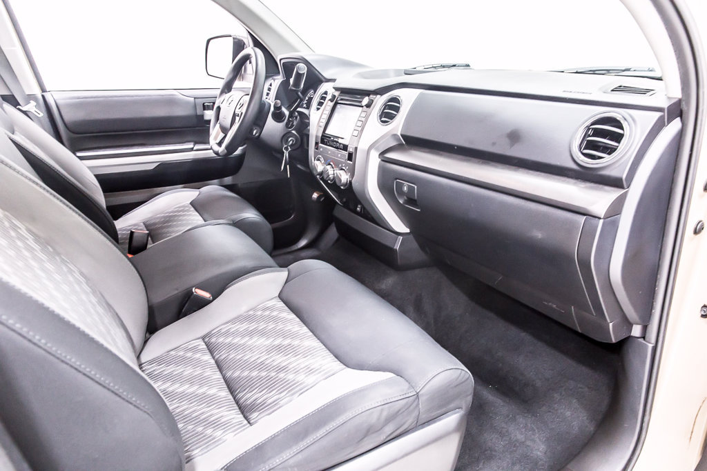 Used 2019 Toyota Tundra SR5 RWD image 32