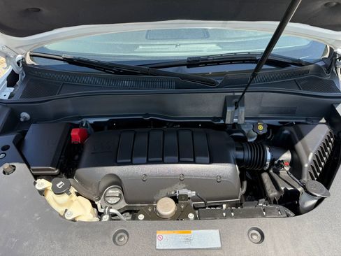 Used 2015 GMC Acadia SLT FWD image 11