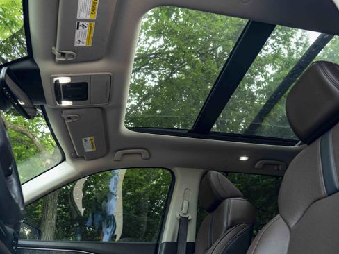 Used 2024 Honda Pilot Elite image 35