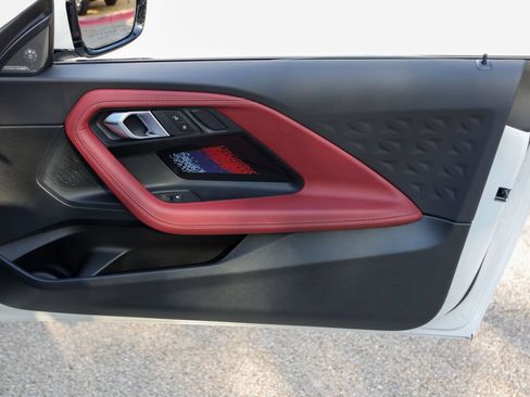 Used 2025 BMW 230i Coupe w/ M Sport Package RWD image 26
