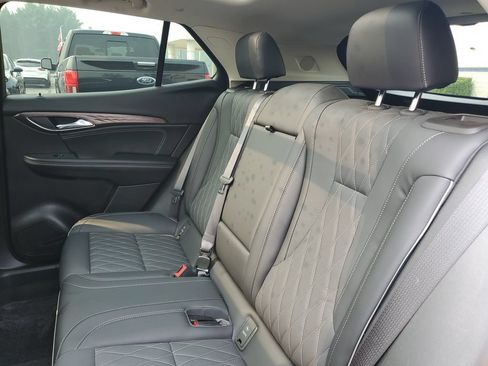 Used 2023 Buick Envision Avenir AWD/4WD image 32