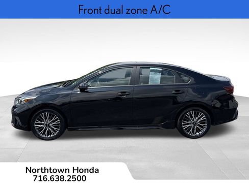 Used 2023 Kia Forte GT-Line w/ GT-Line Premium Package FWD image 8