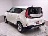 New 2025 Kia Soul LX w/ LX Technology Package image 3