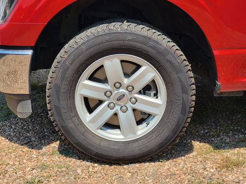 Used 2022 Ford F150 XLT w/ Equipment Group 301A Mid AWD/4WD image 9