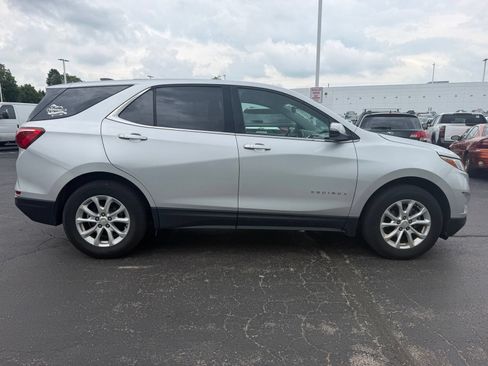 Used 2019 Chevrolet Equinox LT FWD image 5