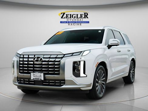 Used 2023 Hyundai Palisade Calligraphy AWD/4WD image 3