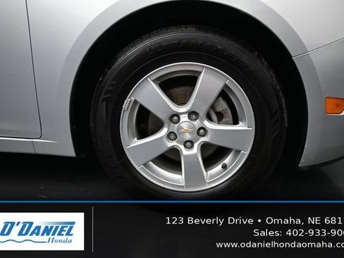 Used 2016 Chevrolet Cruze LT FWD image 40