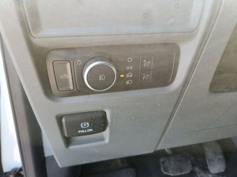 Used 2022 Ford F150 XLT w/ Trailer Tow Package AWD/4WD image 12