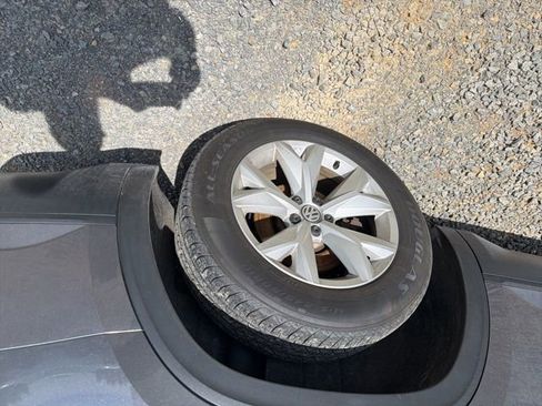 Used 2019 Volkswagen Atlas SE image 6