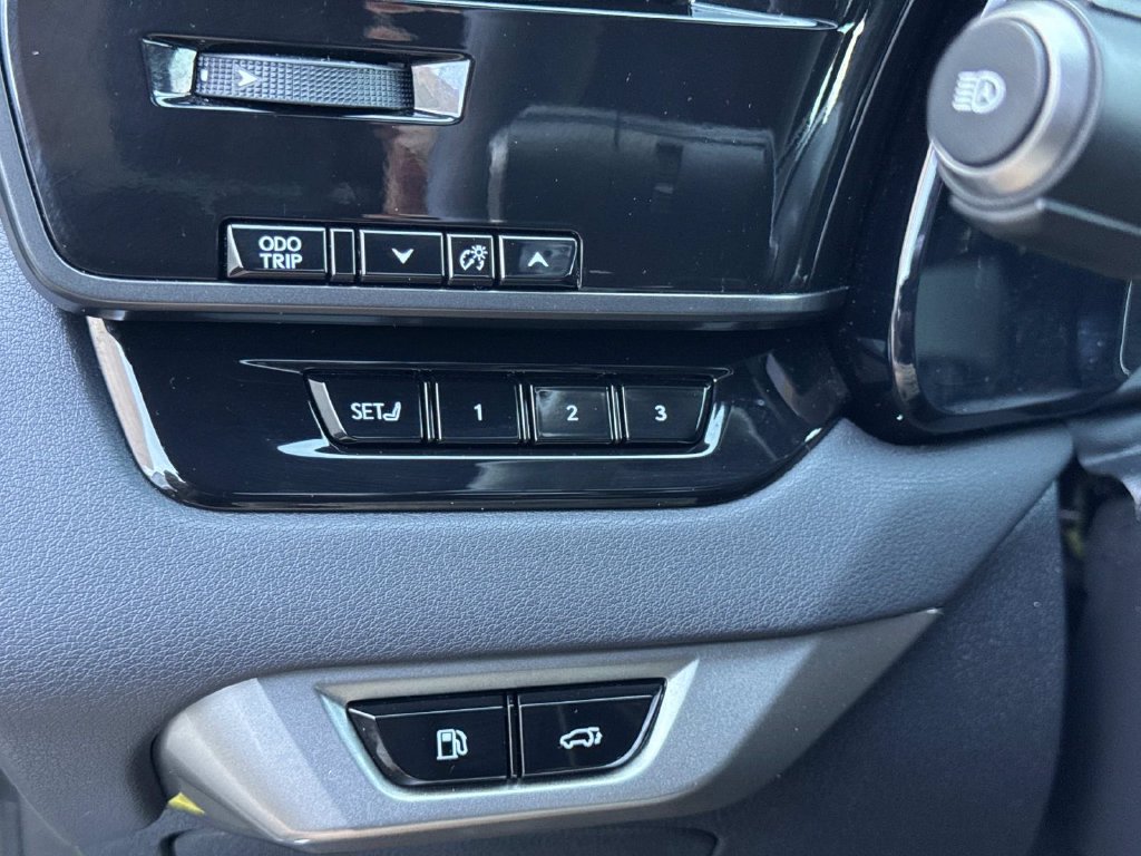 Used 2023 Lexus RX 350 Premium w/ Cold Area Package FWD image 31