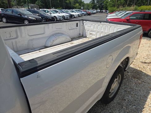 Used 2017 Ford F150 XL w/ Equipment Group 101A Mid RWD image 14