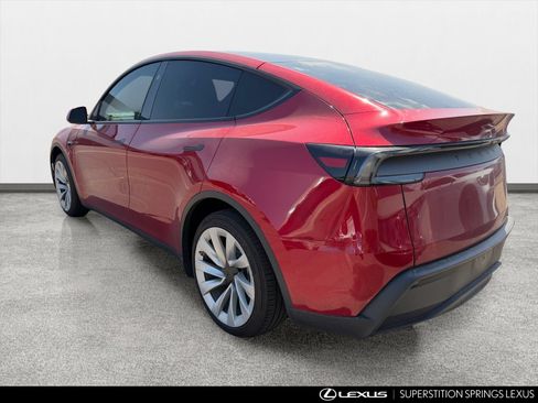 Used 2026 Tesla Model Y 2WD image 6