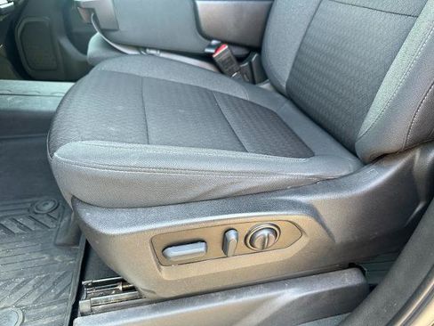 Used 2021 Chevrolet Silverado 1500 LT AWD/4WD image 16