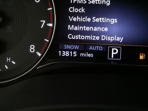 Used 2024 INFINITI QX80 Premium Select image 36