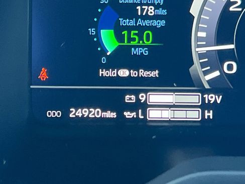 Used 2024 Toyota Tundra Platinum image 24