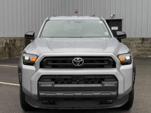 Certified 2025 Toyota 4Runner SR5 image 8