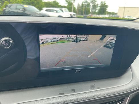Used 2025 Buick Encore GX Preferred AWD/4WD image 19