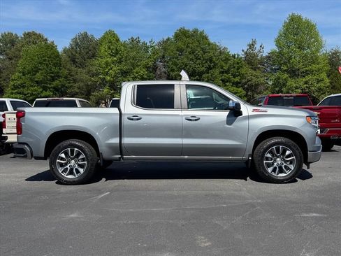 New 2026 Chevrolet Silverado 1500 LT AWD/4WD image 2