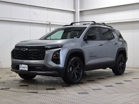 New 2026 Chevrolet Equinox LT w/ Midnight Edition FWD image 3