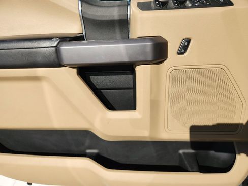 Used 2020 Ford F350 XLT w/ FX4 Off-Road Package image 22