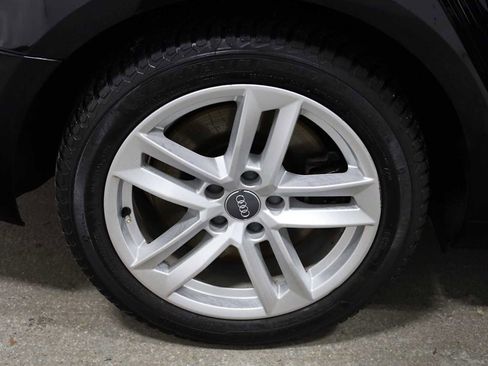 Used 2017 Audi A4 2.0T Premium image 34