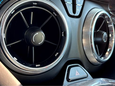 Used 2018 Chevrolet Camaro SS image 9