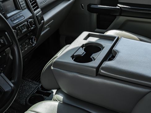 Used 2019 Ford F350 XL w/ Power Equipment Group image 23