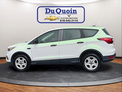 Used 2019 Ford Escape S image 5