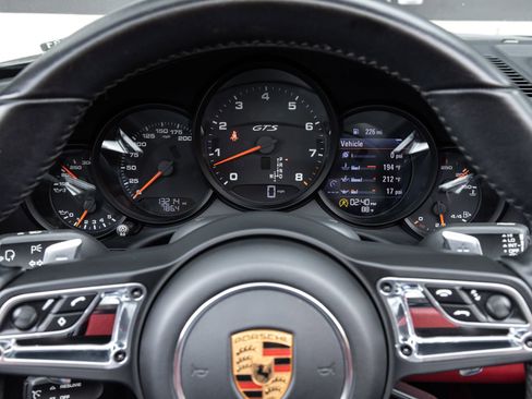 Certified 2019 Porsche 911 Targa 4 GTS AWD/4WD image 16